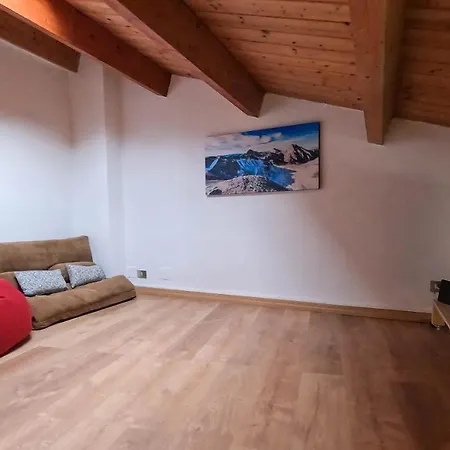 San Domenico House - Centro Storico 3* LʼAquila