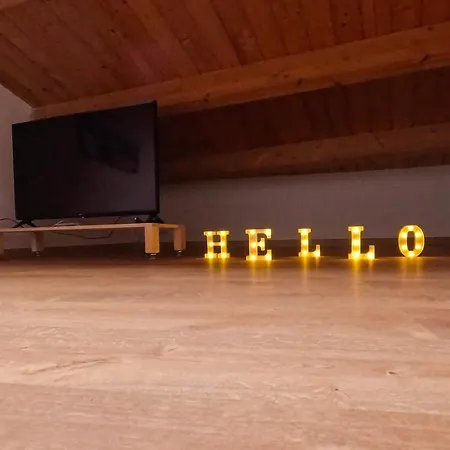 San Domenico House - Centro Storico Bed & Breakfast LʼAquila