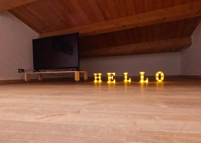 San Domenico House - Centro Storico Bed & Breakfast LʼAquila